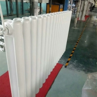 楓度散熱器質(zhì)量好、品種全，恭候您的來電！